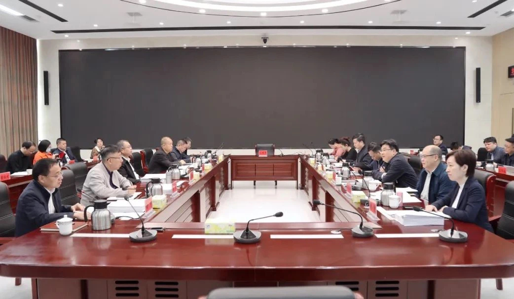 省生態(tài)環(huán)境廳研究部署深入貫徹中央八項規(guī)定精神學(xué)習教育